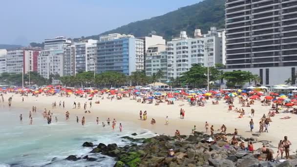 Την παραλία της Ιπανέμα, Ρίο ντε Τζανέιρο — Αρχείο Βίντεο