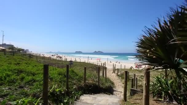 Vägen till stranden Rio de Janeiro — Stockvideo