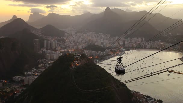 Sugar Loaf Mountain cable car — Stock Video