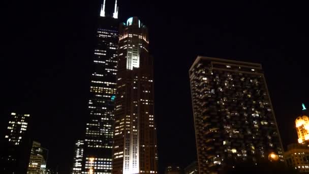 Blick auf die Stadt vom Chicago River, große Seen — Stockvideo