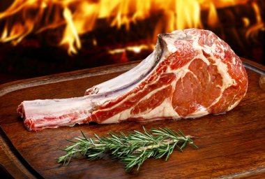 Ham lezzetli biftek