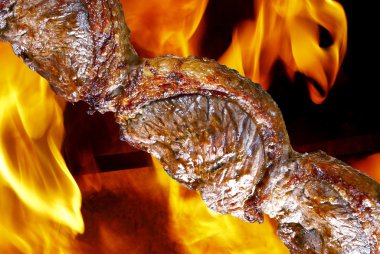 Geleneksel Brezilya Barbekü.