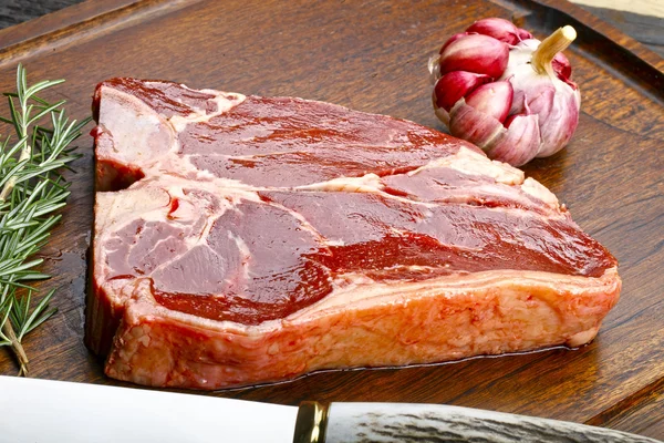 Raw tasty steaks — Stock Photo, Image