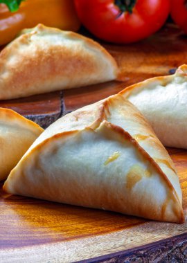 Esfiha, Arap mutfağı, Brezilya yemeği.