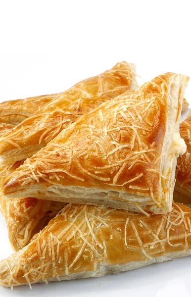 Doldurulmuş börek, kahvaltı yemeği.