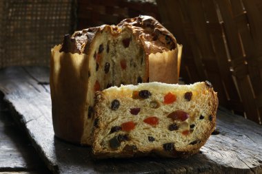 Panettone, geleneksel İtalyan ekmeği