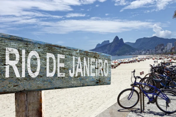 Znak drogowy Rio de Janeiro — Zdjęcie stockowe