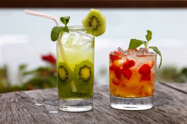 meyve kokteyl bardak