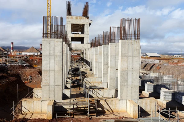 Pilares de la central eléctrica —  Fotos de Stock