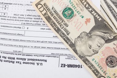 Para vergi formu arka plan üzerinde