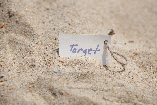 砂の上のメッセージのターゲット — ストック写真