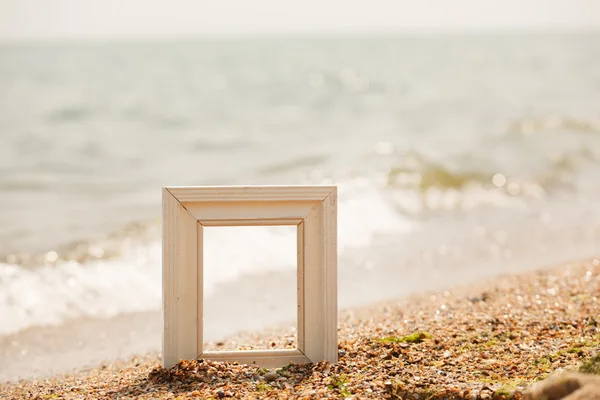 Cadre photo sur plage de sable — Photo