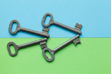 Simetrik anahtarlar düzenlenmiş