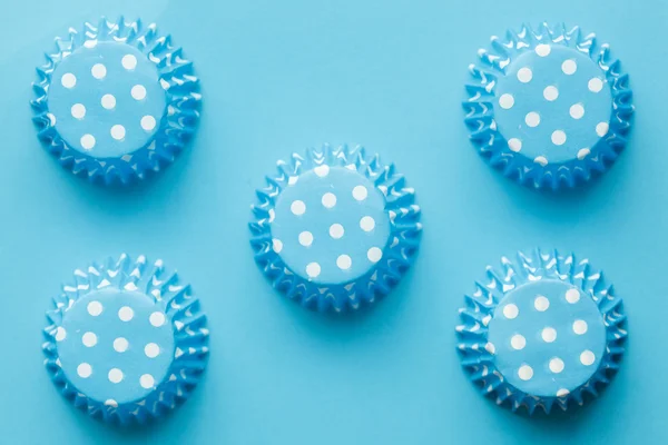 Bolha de ponto azul abstrato na superfície de papel azul da caixa Textura de fundo sem costura padrão — Fotografia de Stock