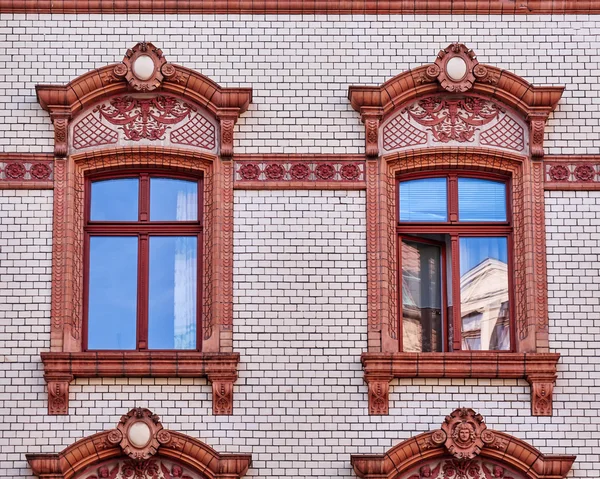 Deux fenêtres d'art vintage — Photo