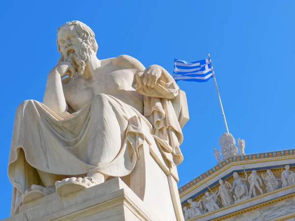 Sócrates Filósofo Antiguo Bandera Griega Con Fondo Azul Vibrante Del —  Fotos de Stock
