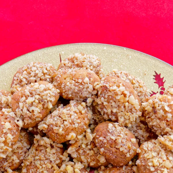 Melomacarona Galletas Tradicionales Griegas Navidad Sobre Fondo Rojo —  Fotos de Stock