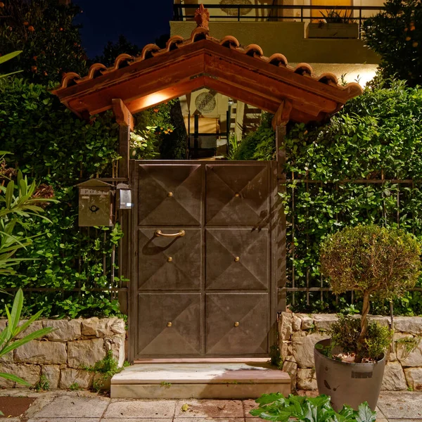 Contemporary House Entrance Door Night View Athén Görögország — Stock Fotó