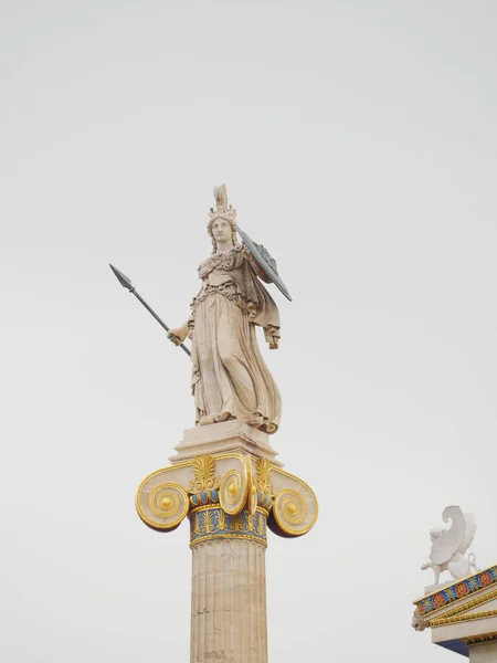 Atenea Antigua Estatua Mármol Diosa Griega Pequeña Esfinge Aislada Fondo — Foto de Stock