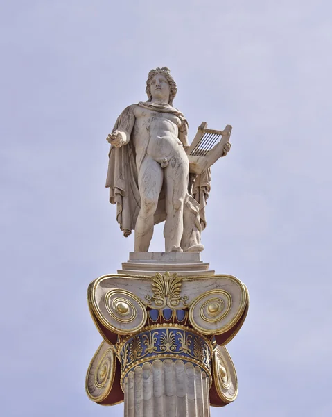 Statue d'Apollon, le dieu de la poésie et de la musique — Photo