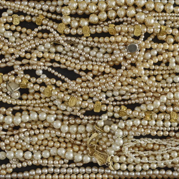 En "flod av pärlor", stark bokeh — Stockfoto