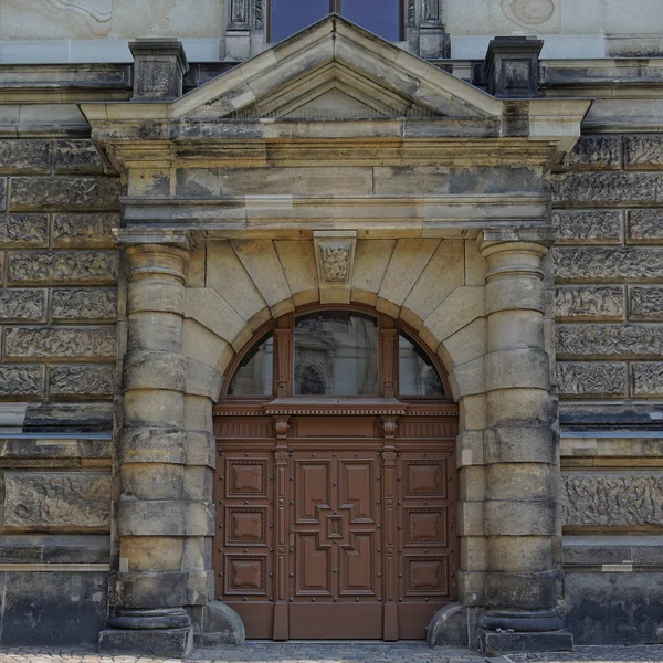 Wooden door, Dresden, Saxony Germany — Stock Photo, Image