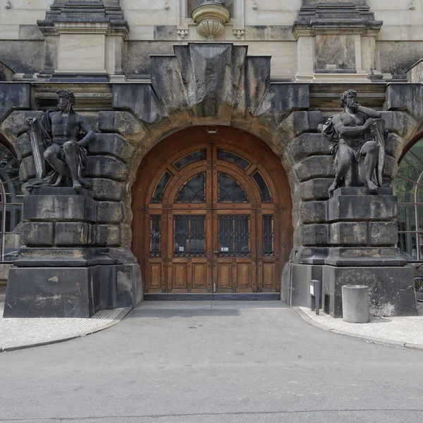 Wooden door, Dresden, Saxony Germany — Stock Photo, Image