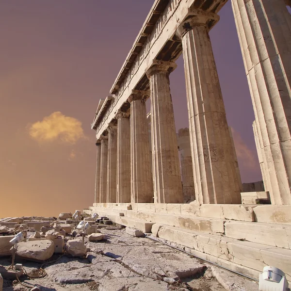 Perspective extrême du Parthénon sur Acropole Athénienne, Grèce Images De Stock Libres De Droits