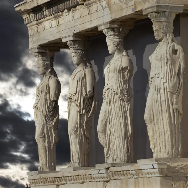 Karyatidy, erechtheum chrám na Akropoli Athény, Řecko — Stock fotografie