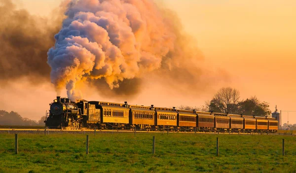Страсбург Пенсильвания Октябрь 2020 Вид Поезд Golden Steam Passenger Train — стоковое фото