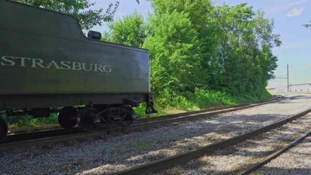 Strasburg Pennsylvania Septiembre 2020 Locomotora Vapor Antigua Respaldando Para Conectar — Vídeo de stock