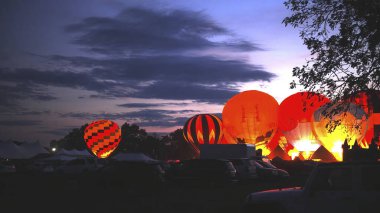 Gece Balon Festivali 'nde Sıcak Hava Balonları