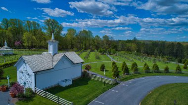 Yenilenmiş Ahırlar ve Çevre Binaların Hava Görünümü