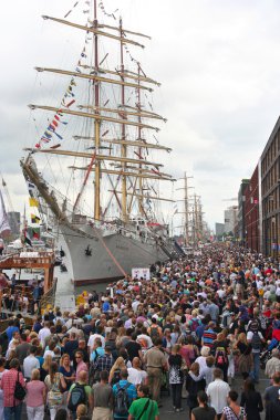 Yelken Amsterdam olay Hollanda'da