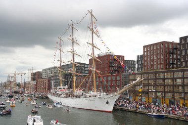 Yelken Amsterdam olay Hollanda'da