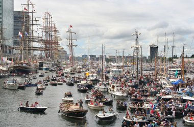 Yelken Amsterdam olay Hollanda'da