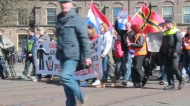 Pegida anti-islam gösteri Lahey, Hollanda