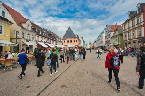 Speyer Alemanha Maio 2014 Turistas Caminham Mainstreet Flanqueado Com Edifícios — Fotografia de Stock