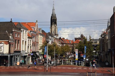 Delft, Hollanda - 25 Ağustos 2018: Hollanda, Delft 'teki Nieuwe Kerk Kulesi 25 Ağustos 2018