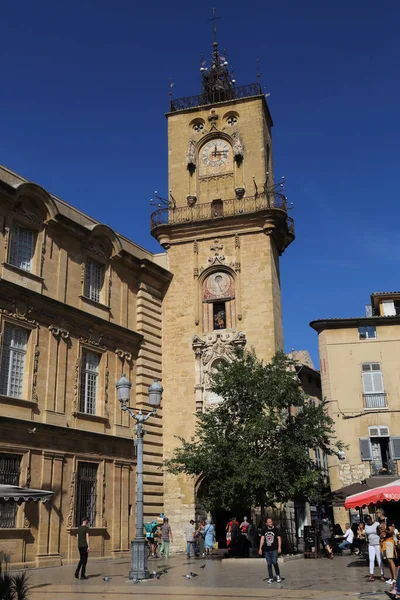 Aix Provence Francie Října 2019 Radnice Hodinová Věž Lidé Náměstí — Stock fotografie