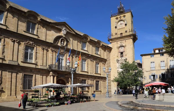 Aix Provence Frankrike Oktober 2019 Stadshuset Och Klocktornet Och Människorna — Stockfoto