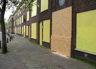 Yıkım için işaretlenmiş