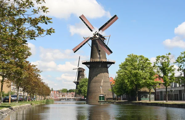 Grote Nederlandse molen — Stockfoto