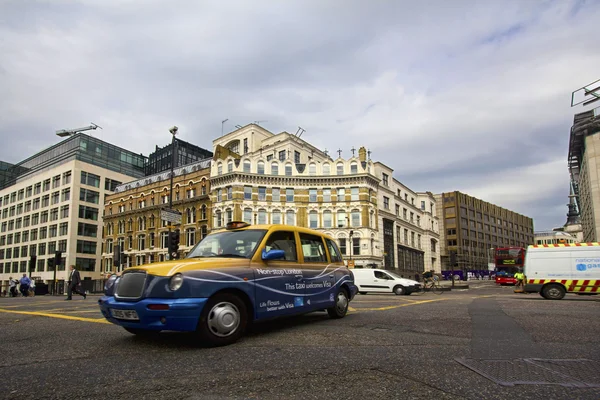 Taxi taxi v Londýně — Stock fotografie