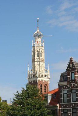 Hollanda, Haarlem 'deki kilise kulesi.