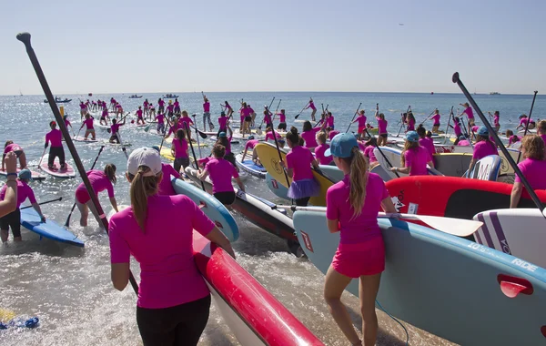 Surfing Girls on Barcelona beach — Stock Photo, Image