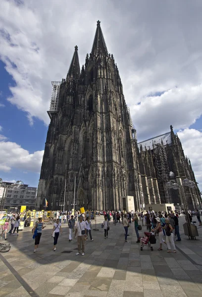 Almanya Köln Katedrali hayran insanlar — Stok fotoğraf