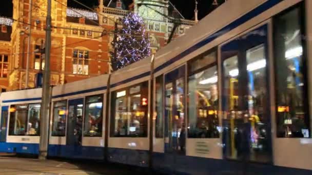 Spårvagn vid jul i Amsterdam, Holland — Stockvideo