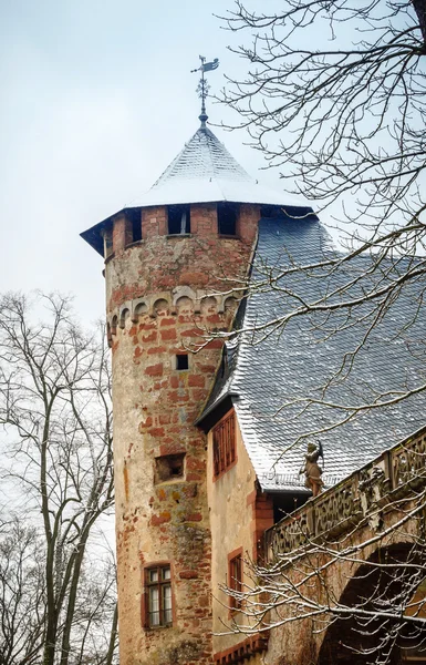 Antica torre in inverno — Foto Stock