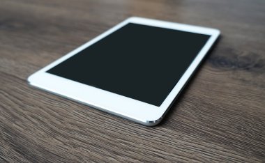 Tablet üzerinde ahşap doku sahte